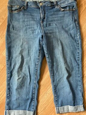 Classic Capri Jeans Roll-Cuff Faded Glory Hi Rise Size 14 Button Back Pockets
